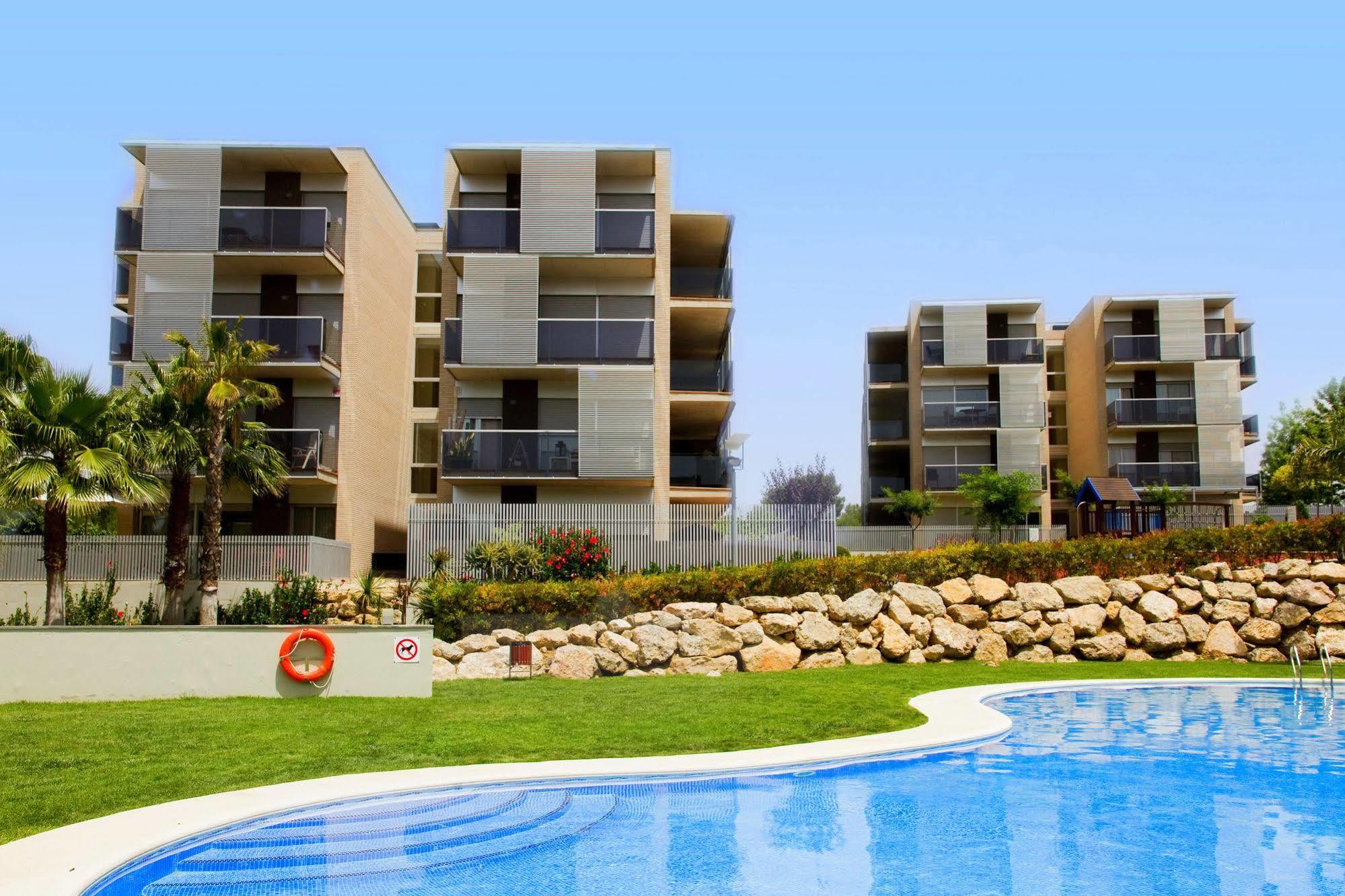 Paradise Village Litoral Costa Dorada サロウ エクステリア 写真