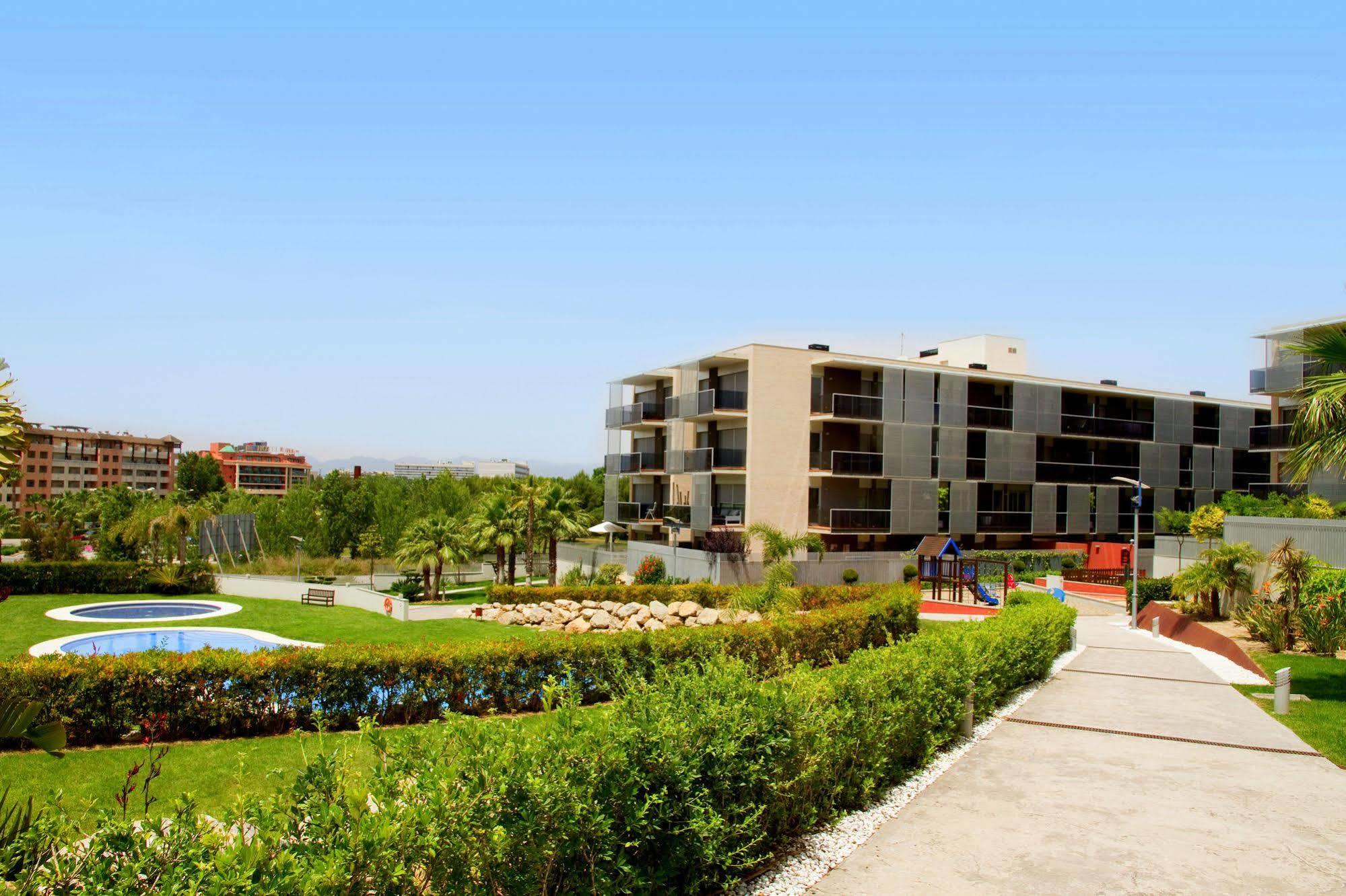 Paradise Village Litoral Costa Dorada サロウ エクステリア 写真