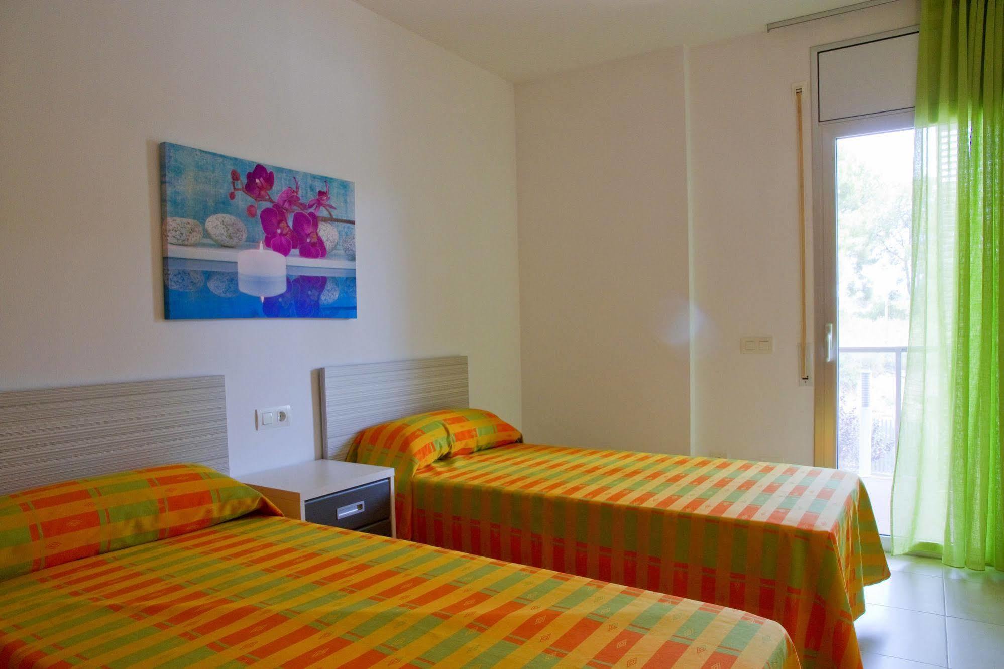 Paradise Village Litoral Costa Dorada サロウ エクステリア 写真